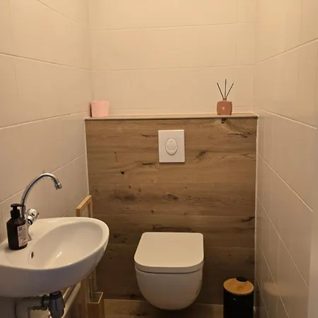 Chez Mar'tine 2 Apartamento *